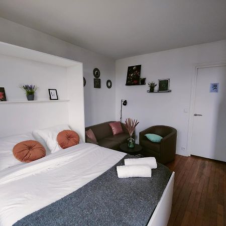 Studio Neuilly Seine - Champs Elysees - La Defense Διαμέρισμα Εξωτερικό φωτογραφία